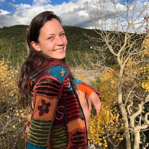 Meet your Posher, Kylee